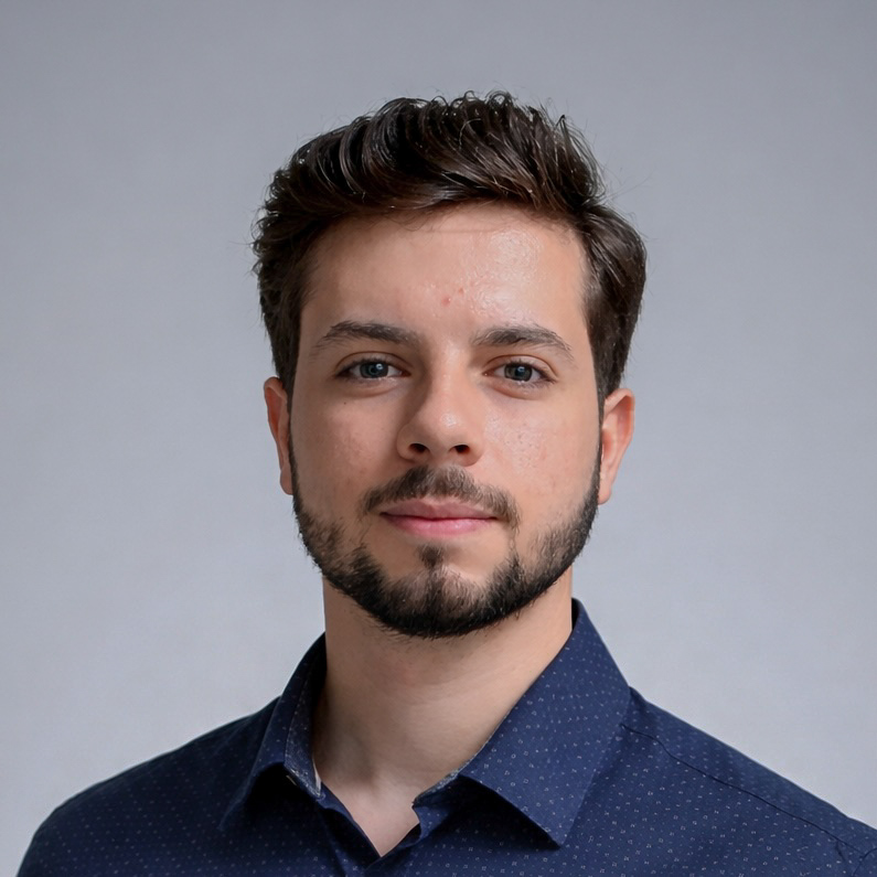 Dr. Samuel Godoy, cirurgião-dentista na VILARI Taubaté